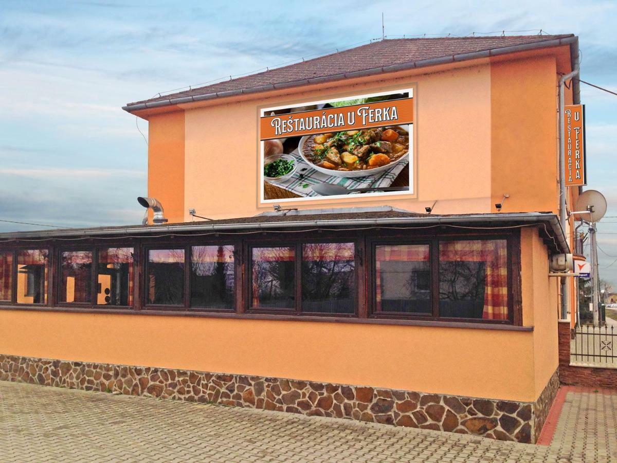 Lemesany U Ferka酒店 外观 照片